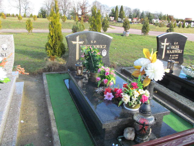 Grób Edward Wiktorowicz