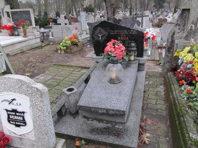 Grób Łucja Rega