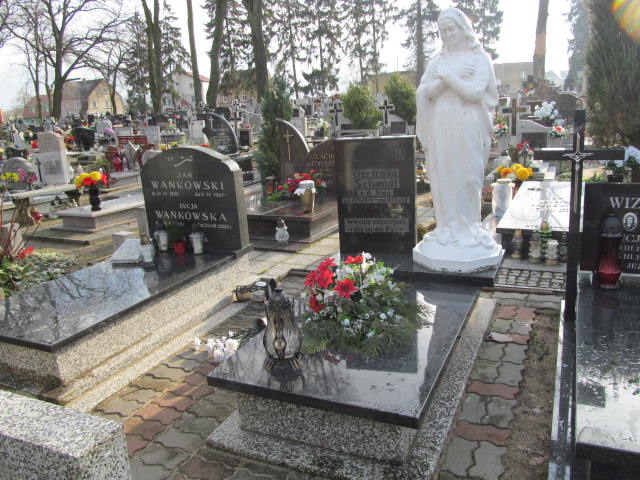 Grób Gertruda Schmidt