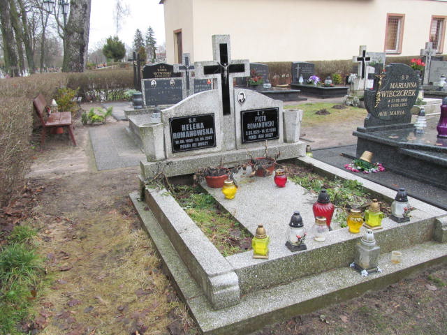 Grób Piotr Romanowski