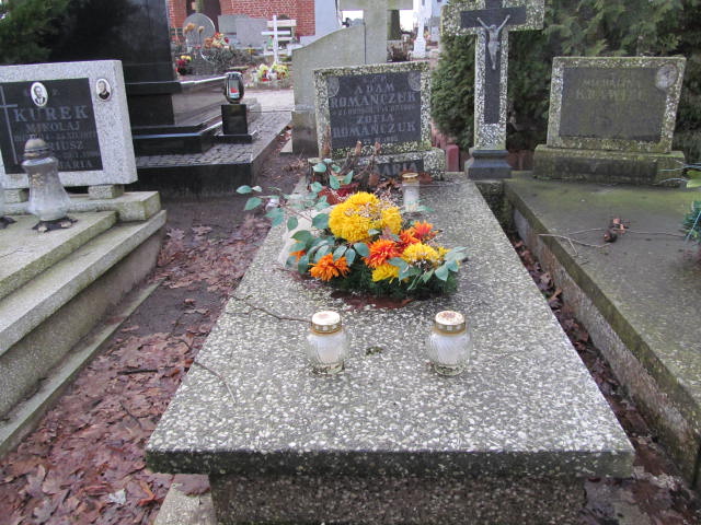Grób Adam Romańczuk