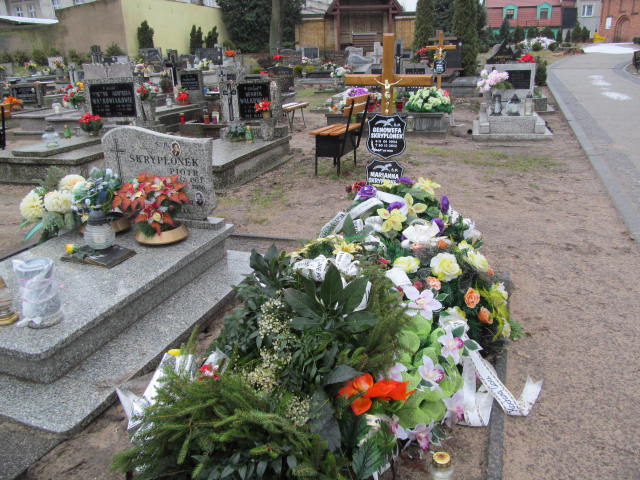 Grób Genowefa Skrzyplonek