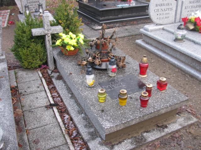 Grób Edward Młynarski
