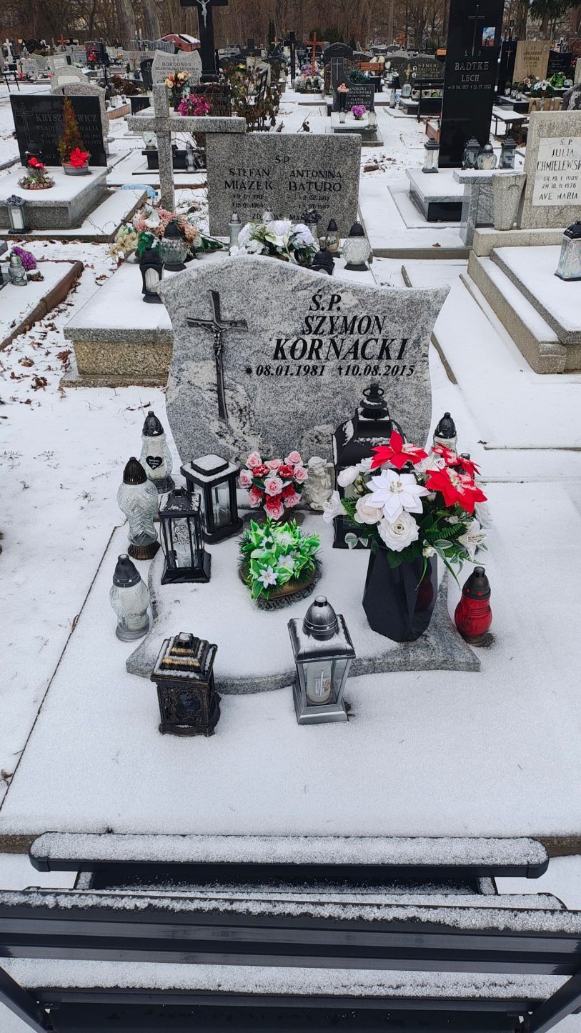 Grób Szymon Kornacki 