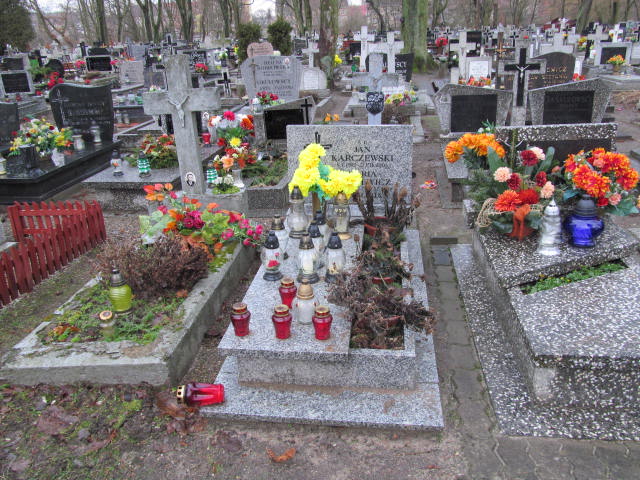 Grób Jan Karczewski